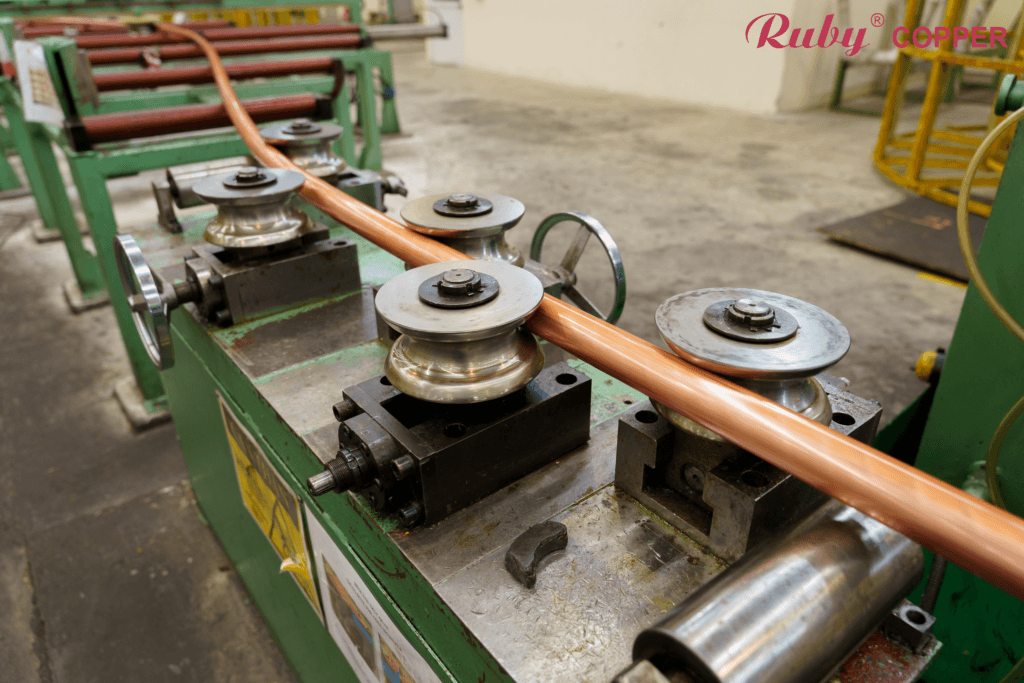 Copper tube drawing machine reducing tube dimensions