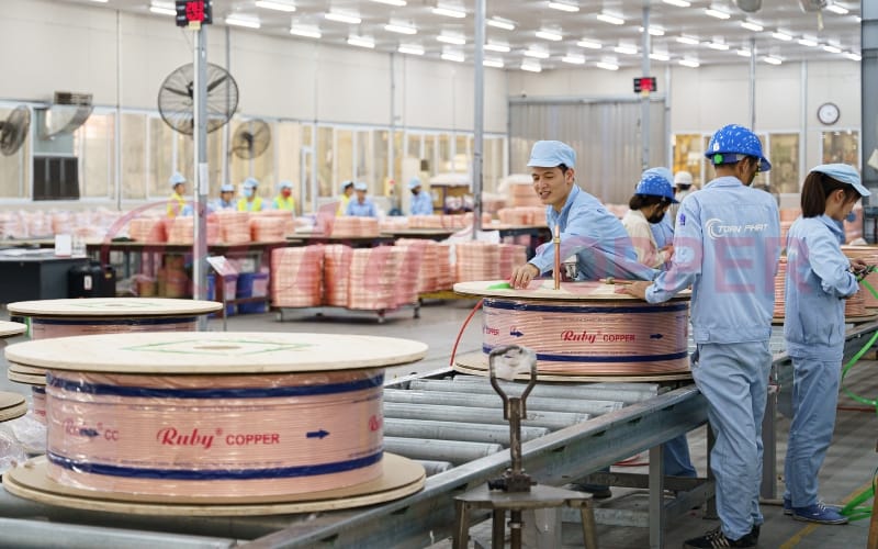 Copper tube manufacturing process at a Vietnamese copper tube manufacturer
